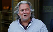 Bannon surrenders and says: "We’re taking down the Biden regime"