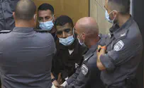זכריה זביידי דורש שמיכה, כריות ומשקפיים