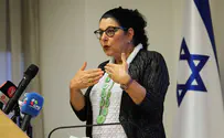 פרופ' סדצקי: לחסן ילדים - אבל בנחת
