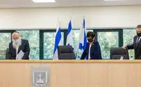 "יש כאן אנשים עם דם על הידיים"