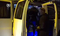 תיעוד: מעצר חשודים בהשלכת בקבוקי תבערה