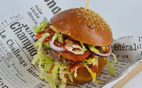 Budapest’s only kosher fast food joint awaits return of tourists