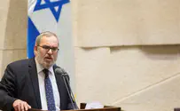 "מבקשים לזרוק את הטלית והתפילין מהאונייה"