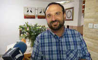 גם שקרנות היא אלימות                