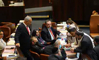 סקר: 56 מנדטים לגוש נתניהו, סער בחוץ