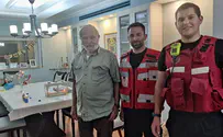 לוחמי האש הדליקו נרות עם ניצולי השואה