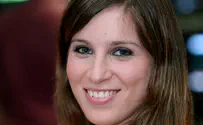 The Israeli news anchor who decided to become a doctor
