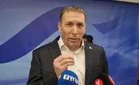 Religious Affairs Minister: I hope Rabbi Lau changes his mind