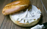 Cream cheese shortage hits NY bagel shops