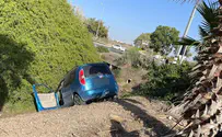 הגבר הסיט לאשתו את ההגה וגרם לתאונת דרכים