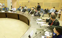 PA: Prosecute any Israeli who helps 'settlements'