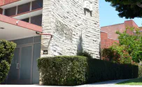 LA synagogue worshippers threatened