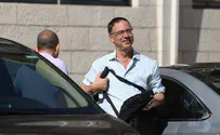 שי ניצן מניפולטור גדול, תופר תיקים