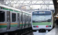 World's first dual-mode vehicle kicks off in Japan