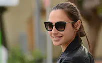 Gal Gadot is 1st Israeli to recive Hollywood Walk of Fame star