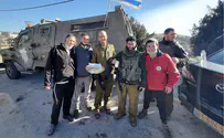 מגש פירות לחיילים שחיסלו את המחבל