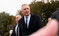 RFK Jr. uses Holocaust analogy at anti-vaccine mandate rally