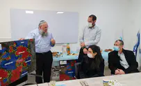 שקד באה לבחון מקרוב את ההשתלטות על שטחי C