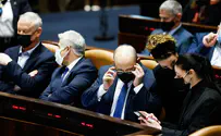 Likud attempting to woo New Hope MKs to bring down coalition