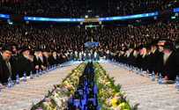 רבבות במעמד סיום 'הדף היומי בהלכה'