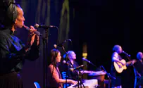 Khan Theater to host women-only performance