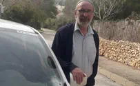 אבנים "מטווח אפס" על יהודי שנהג בבנימין