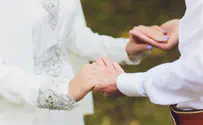 Bahrain bride and groom get surprise from PM Bennett