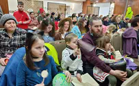 צילום: ערוץ 7 “Задача - дойти до каждого еврея”