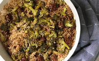 One-Pot Asian Meatballs with Rice and Broccoli