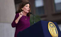 14 Orthodox leaders endorse New York's Kathy Hochul