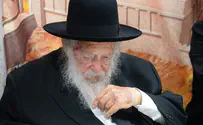 "חובה הלכתית לקרוע על פטירת הרב קנייבסקי"