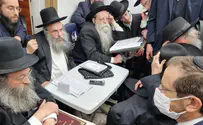 Herzog pays condolence visit to Kanievsky family