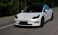 Летающая Tesla. Впечатляющее, но очень опасное видео