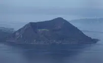 Watch: Thousands flee Philippines volcano