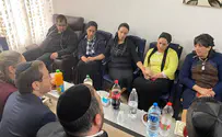 הרצוג ורעייתו ניחמו את משפחתו הנרצחים