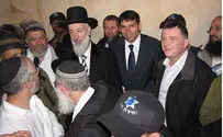 אלפים בקבר יהושע בן נון - וידאו