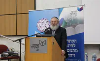 צילום: מיכאל ארנבורג פרס לב הוענק לרב יגאל שפרן