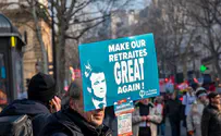 Macron loses parliamentary majority as far-left, far-right soar