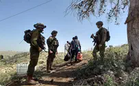 'Jewish family evacuated while workers shout 'Allahu Akbar''