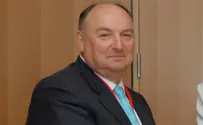 UK Jewish school removes Russian oligarch from name