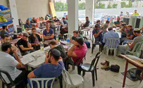 ישיבת ניר עברה לבית התקומה בחברון