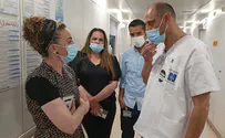 סילמן ביקרה את הצוות הרפואי שהותקף