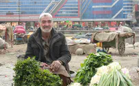 Post of Afghan news anchor selling food on the street goes viral