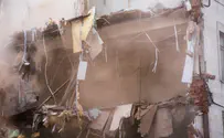 2 dead, 9 missing in Pennsylvania candy factory explosion 
