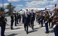 Amos Ben Gershom/GPO PM Lapid Welcomed at Charles DeGaulle Airport