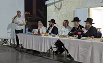 הרב לאו בסיום מסכת בבית הכנסת שנשרף בלוד