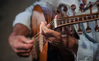 Watch: Saudi activist plays 'HaTikva' on Arabic instrument