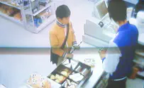 Charges dropped for NYC shop owner who stabbed attacker to death