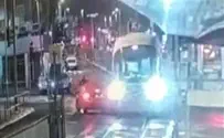 צילום מסך תיעוד: תאונה ראשונה לרכבת הקלה בגוש דן