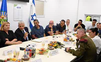 לפיד ביקר בפיקוד הדרום ובעוטף עזה